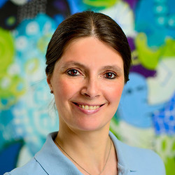 Dr. Anne-Kristin Schlüsche